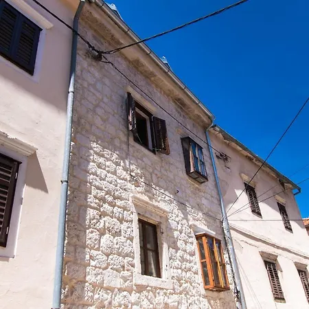Rustika Apartman *
