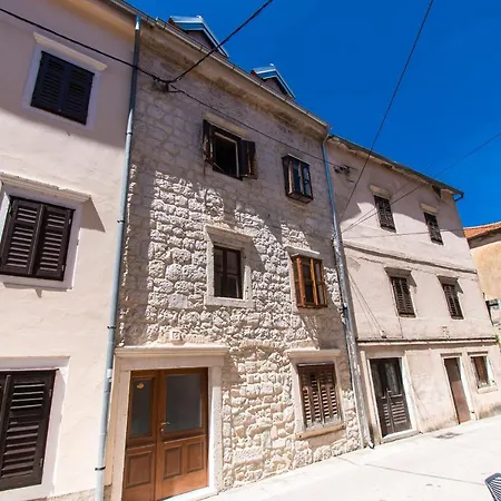 Rustika Apartman *