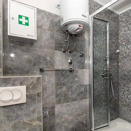 Rustika 아파트 스크라딘