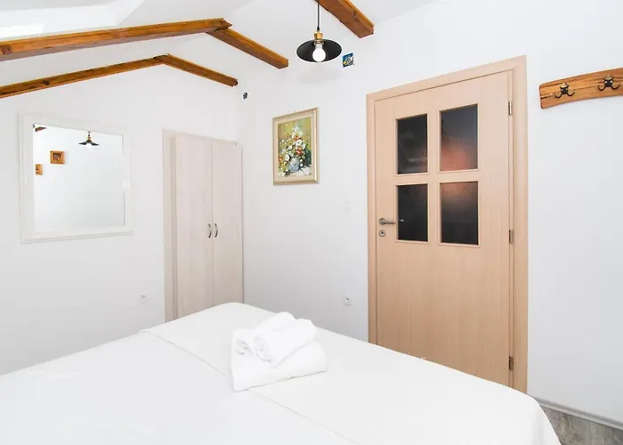 Rustika Appartamento Skradin