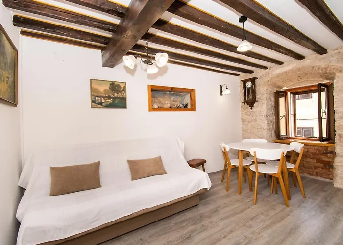 Rustika Apartman Skradin